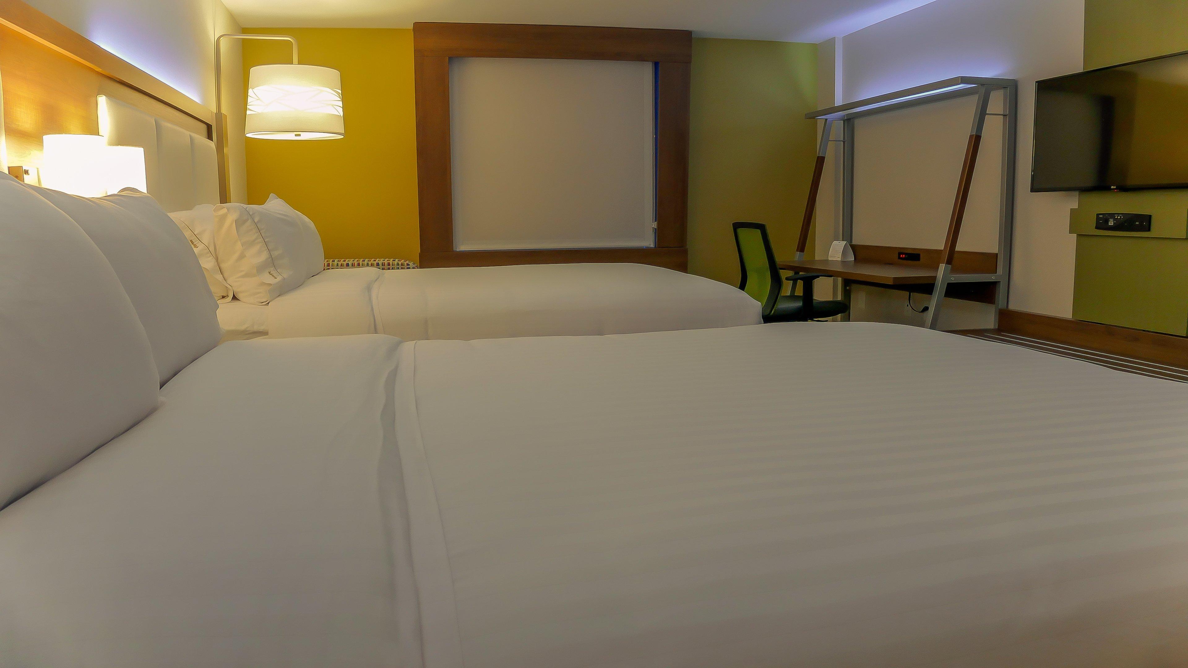 Express & Miami Airport East By Ihg 3*