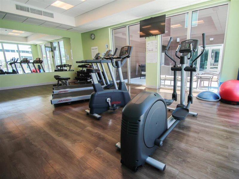 Express & Miami Airport East By Ihg Hotel Miami Springs